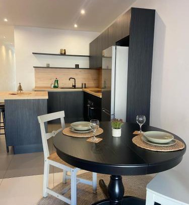 Tower Road Apartment | Sliema Apt with SIDE SEAVIEWS