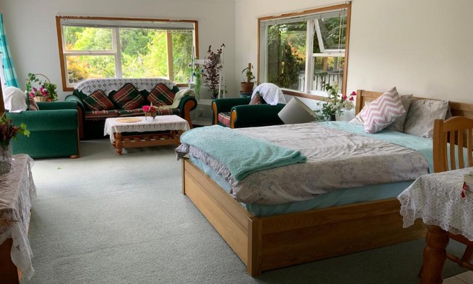 Mairangi Bay House | Slow Time Homestay