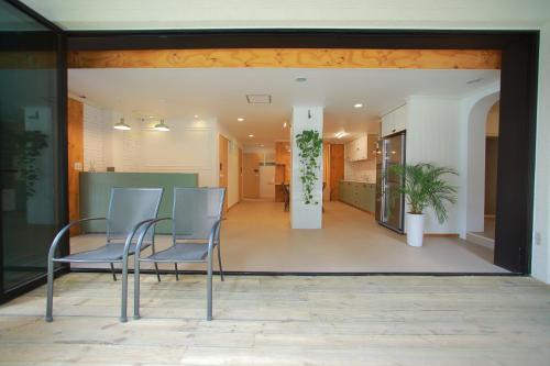 Myeongdong House | Slow Vibe Myeongdong