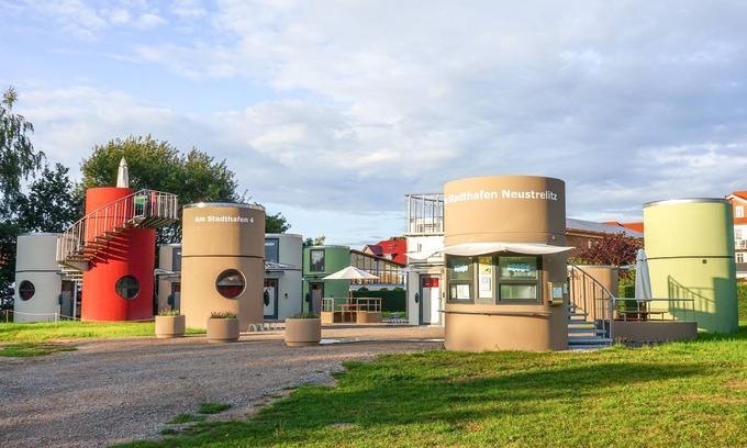 Neustrelitz Hotel | slube am Stadthafen Neustrelitz