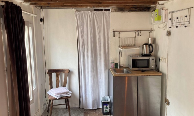 Vivienne Apartment | Small bohemian studio in the heart of paris