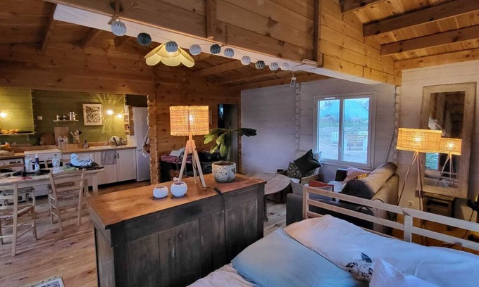 Saint-Valery-sur-Somme Ski Chalet | Small cottage in the Baie de Somme