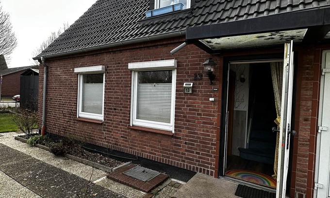 Heide House | Small, cozy semi-detached house on a large plot