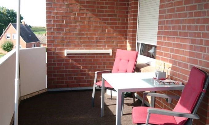 Dornumersiel Apartment | Small holiday apartment in Dornumersiel with a dog