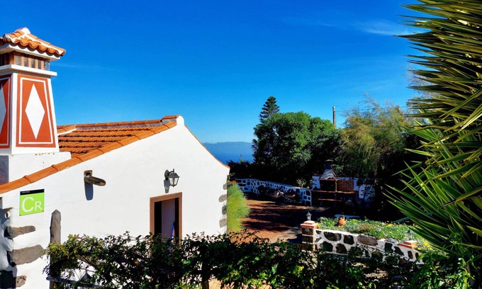 Santo Domingo Cottage | Small house in dreamy rural setting
