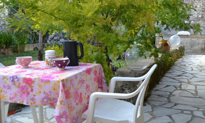 Vence House | Small house with private garden in the historic city of Vence