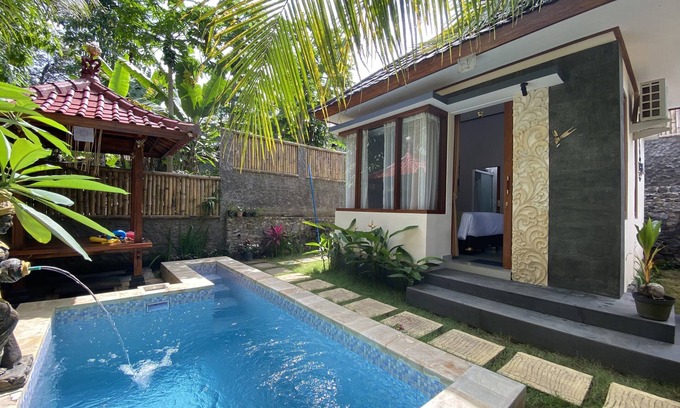 Tenganan Villa | Small private villa with private swimming Pool