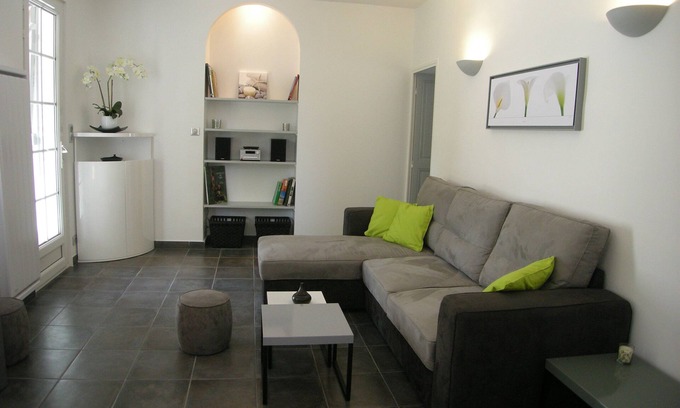 Carry-le-Rouet House | Small renovated house near the sea
