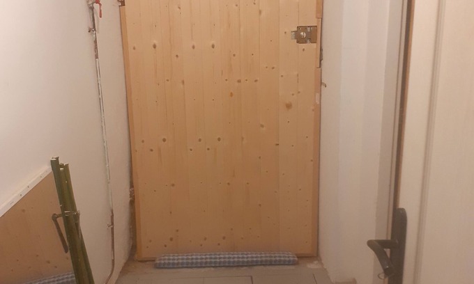 Cahors Apartment | Small rental close to town center
