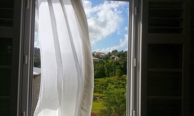Ducos Villa | Small villa for rent from September to November.
