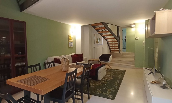 Municipio 5 Villa | Small villa in a great location