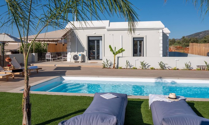 Malia Villa | Smaris Collection luxury villas/Villa Helia