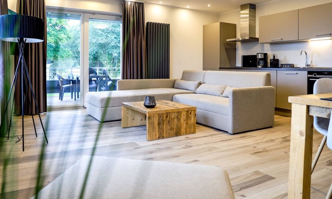 Winterberg Apartment | Smart Resorts - Haus Opal - Ferienwohnung 403 mit 2 Schlafzimmern und Balkon, ma