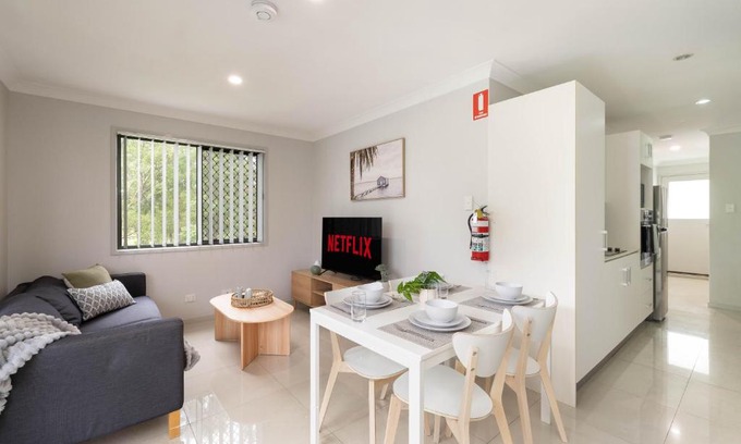 Rocklea Apartment | Smart Suites Self Check-in Apartments - Freney Park Disk Golf Course