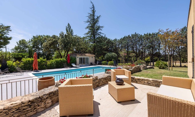 Lagnes Apartment | SmartStay P.Cézanne - Proche L'Isle-sur-la-Sorgue