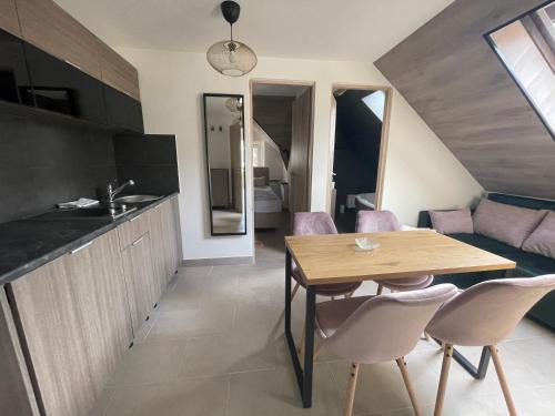 Siofok Aranypart Apartment | Smeraldo Apartmanok Siófok