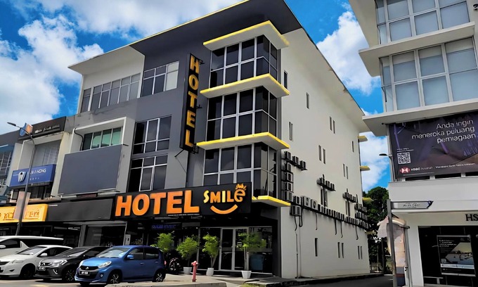 Kampung Bukit Dukong Hotel | Smile Hotel C180 Cheras Selatan