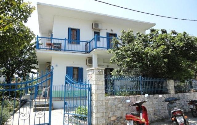 Skopelos Apartment | Smile Stella Studios