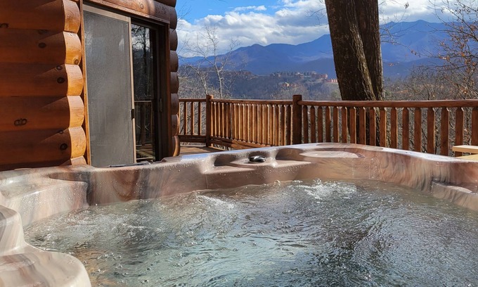 Gatlinburg - Pigeon Forge Cabin | Smokey Mountain Dreamers