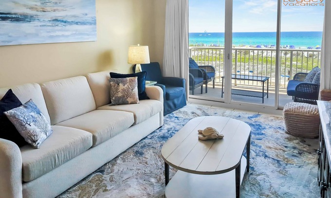 Fort Walton Beach Condo | SMP208 - Stunning 3BD Beachfront w/Beach Service