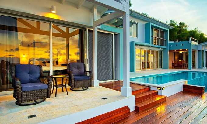 West End Villa | Smuggler's Beachside - Stunning Views out to Smuggler's Beach & Jost Van Dyke