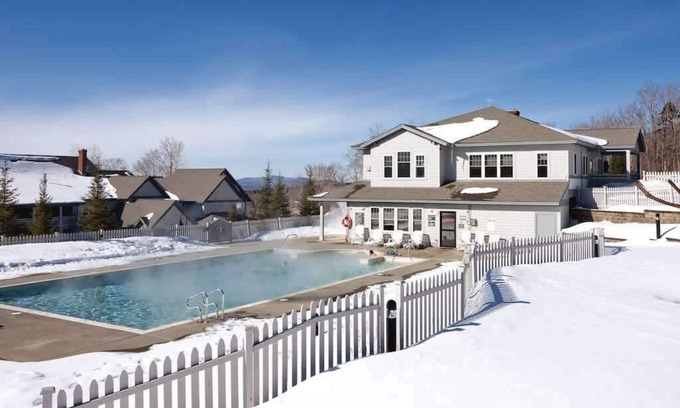 Jeffersonville Condo | Smuggler's Notch Vermont/1 bedroom DELUXE