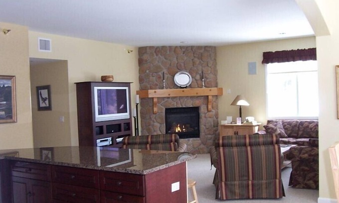Jeffersonville Condo | Smugglers Notch Resort - North Hill Luxury Condo