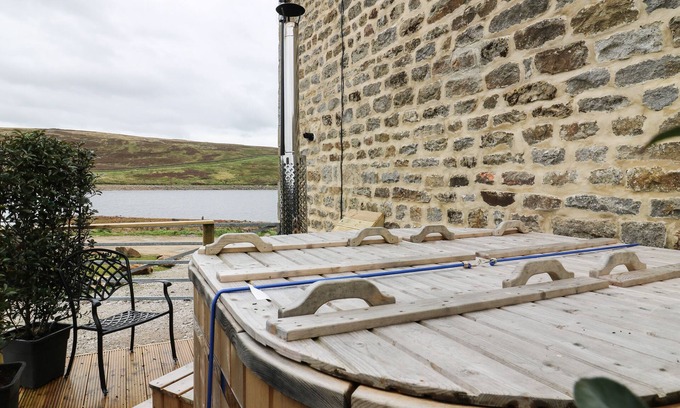 Lofthouse Cottage | Snave Barn