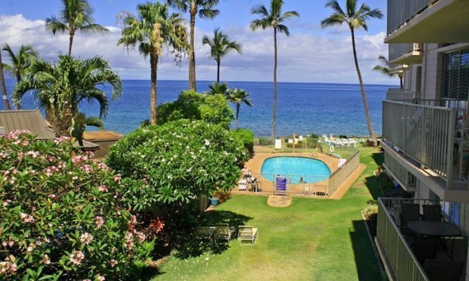 Kihei Condo | Snorkel In/Snorkel Out from Air Conditioned Condo at Beautiful Kamaole Nalu
