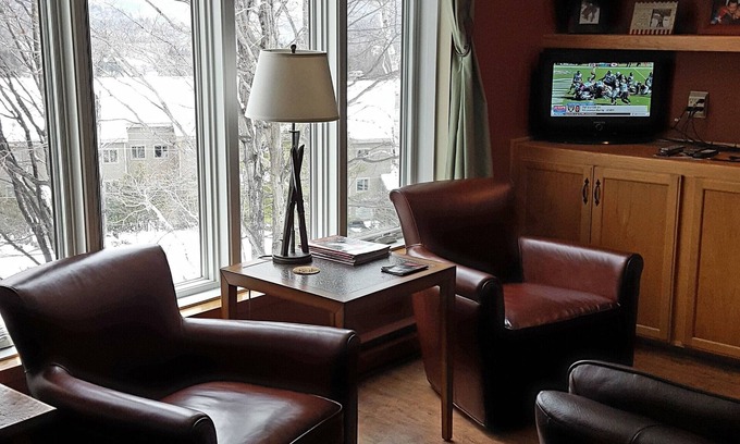 Warren Condo | SNOW CREEK: Slope Side Ski On - Ski Off Ideal Young Family Condo.