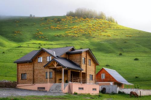 Ganisi Ski Chalet | Snow Time Eco Chalet