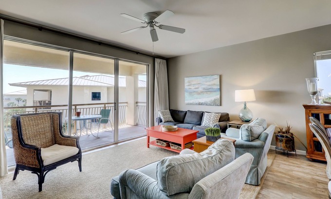 Rosemary Beach Condo | Snowbird-friendly condo with pickleball on the beach close to shops & dining