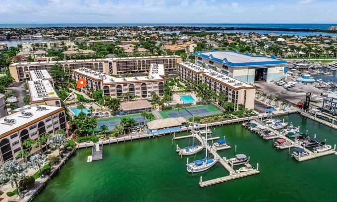 Marco Island Condo | Snowbird-Friendly Condo w/Shared Pool & Hot Tub, Central AC, WiFi, & Pool View