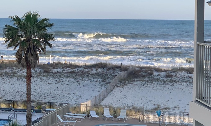 Gulf Shores Condo | SNOWBIRDS WELCOME!