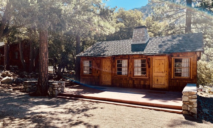 Mount Baldy Apartment | Snowcrest, Mt. Baldy Cabin 15