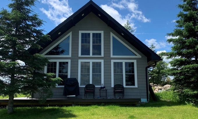 Woodland Cabin | Snowmobilers Getaway - ATVers Paradise