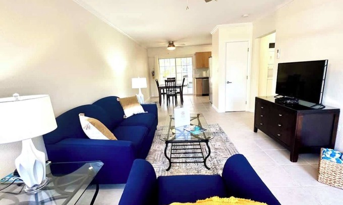 Seven Mile Beach Condo | Snug Harbour View #5 at 7 Mile Beach on Canal