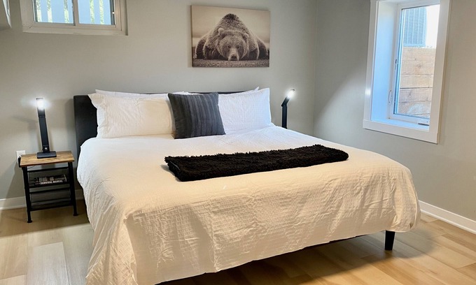 Cheyenne Apartment | Snuggle into Sweet Seclusion - No Cleaning Fee!