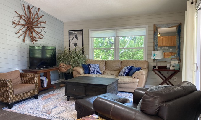 Kill Devil Hills House | So close to the beach and sound!