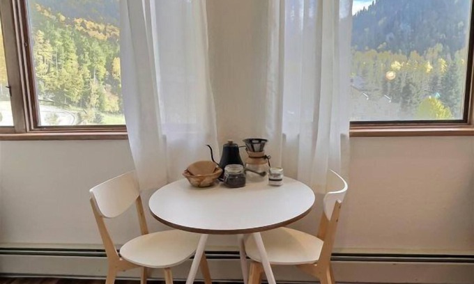 Taos Ski Valley Condo | So Close to the Slopes