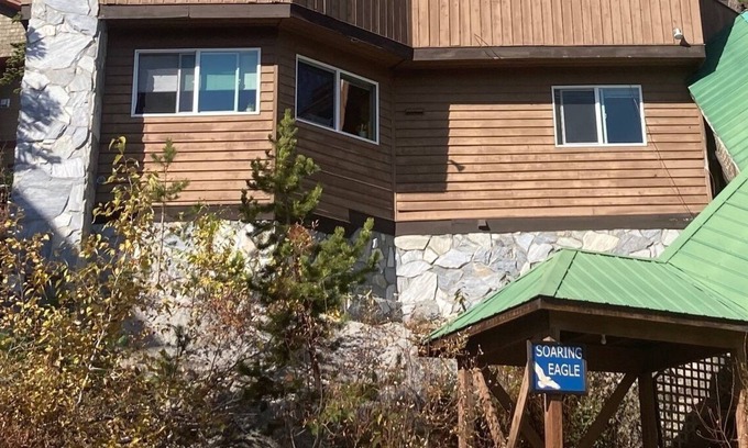 Big White Ski Resort Ski Chalet | Soaring Eagle Chalet, private hot tub, spectacular views