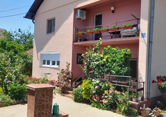 Kladovo House | Soba Lavanda