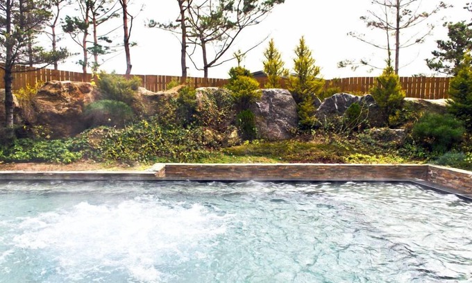 Yeongju Hotel | Sobaeksan Punggi Spa Resort