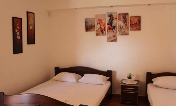 Sutomore Apartment | Sobe Rooms Kaz