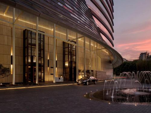 Shunde Hotel | Sofitel Foshan Shunde - Free shuttle bus during Canton Fair