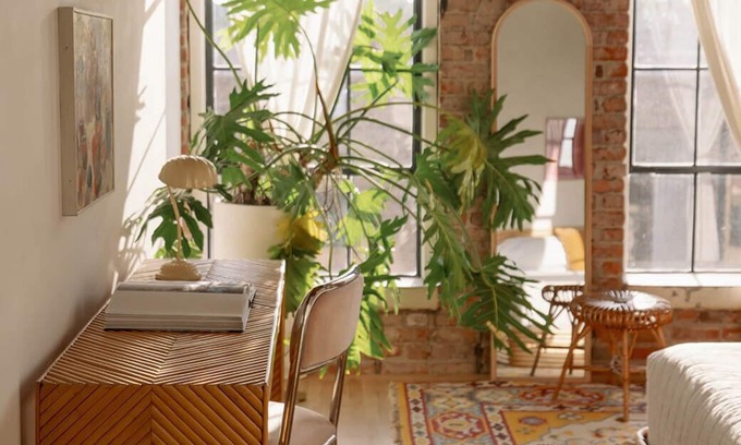 Crossroads Arts District House | Soft & cozy environment in KC's best boutique hotel!