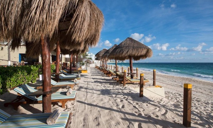 Zona Hotelera Condo | Soft Horizon Escape at Cancun