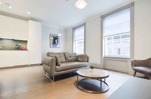 Soho Apartment | Soho Deluxe 1 Bedroom Apartment by Concept Apartments