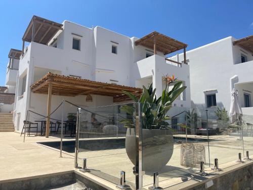 Schinoussa Town Apartment | Sohoros Luxury Suites
