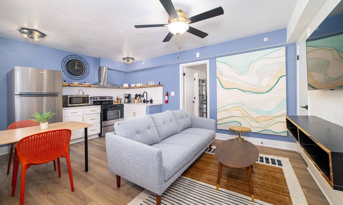 East Ocean View Apartment | Sojourn's Harborage Pet-Friendly